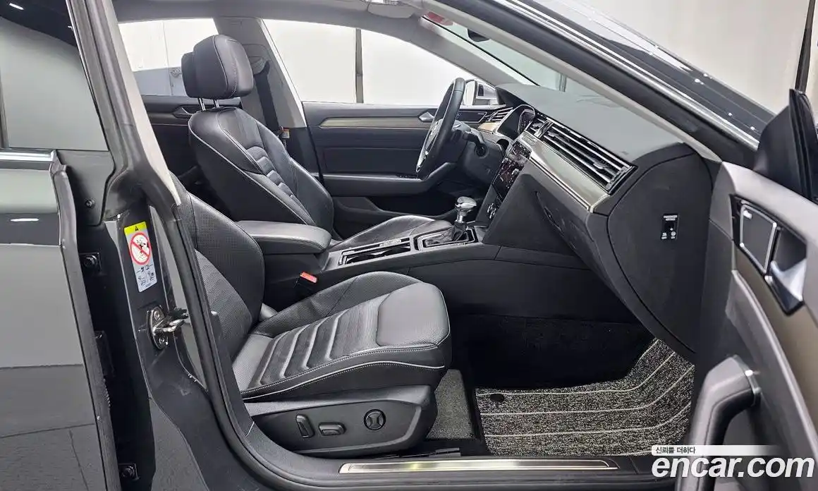 Volkswagen Arteon 2020 2.0 Автомат в Москве № 168999, фото 11