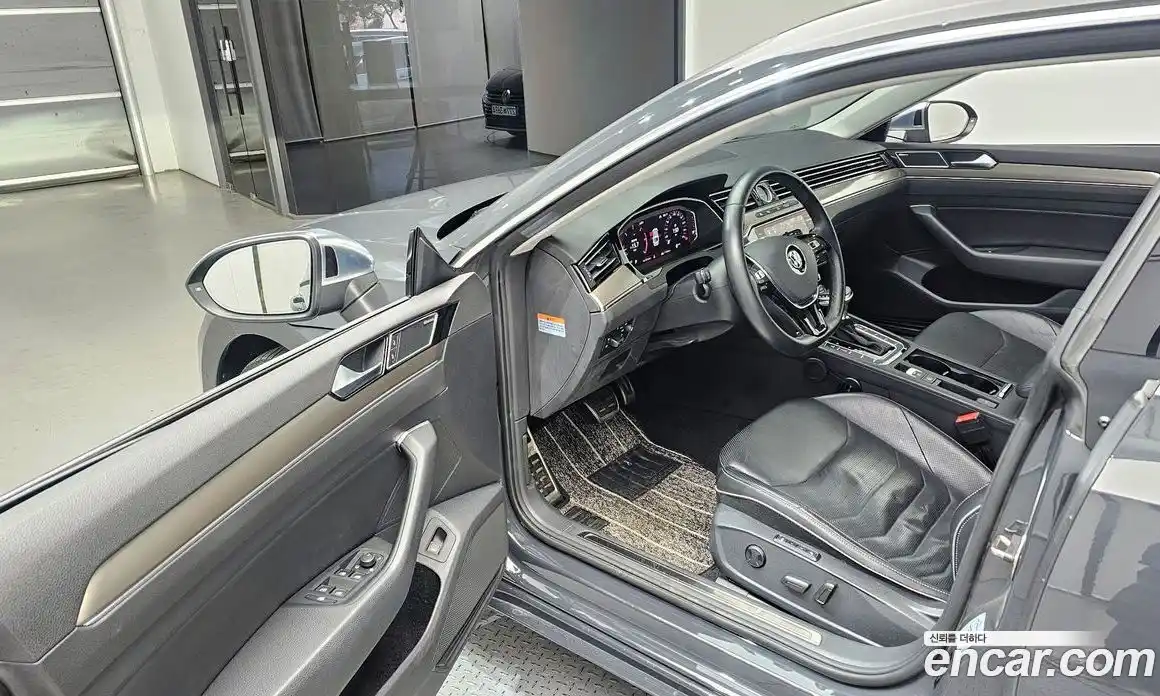 Volkswagen Arteon 2020 2.0 Автомат в Москве № 168999, фото 10