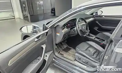 Volkswagen Arteon 2020 2.0 Автомат в Москве № 168999, миниатюра 10
