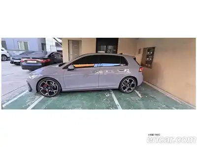 Volkswagen Golf 2025 2.0 Автомат в Москве № 169132, миниатюра 2