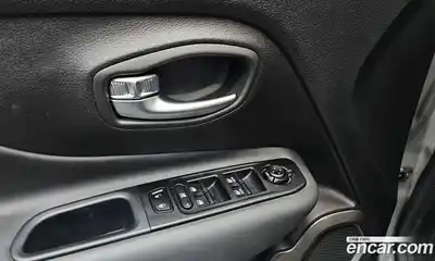 Jeep Renegade 2022 1.3 Автомат в Москве № 169531, миниатюра 3