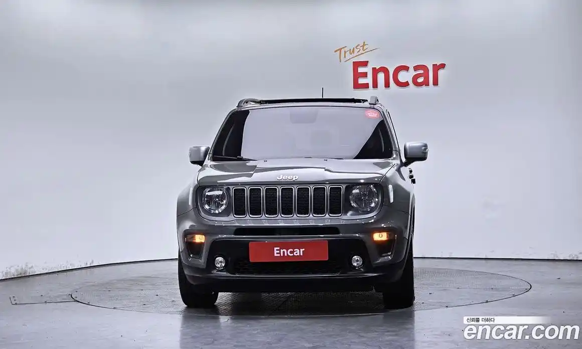 Jeep Renegade 2022 1.3 Автомат в Москве № 169531, фото 4