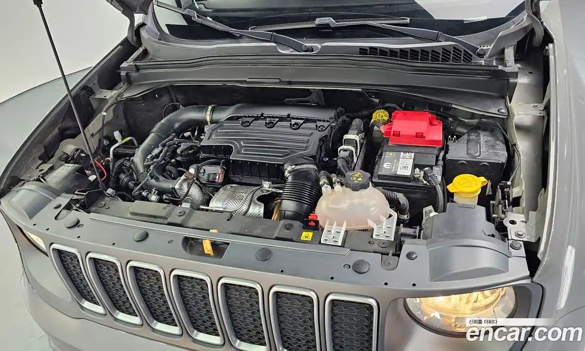 Jeep Renegade 2022 1.3 Автомат в Москве № 169531, фото 5