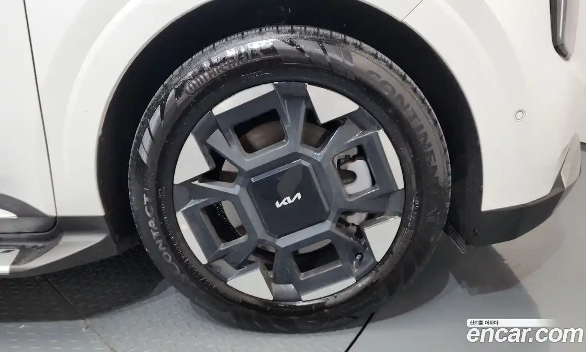 Kia Canival 2025 3.5 Автомат в Москве № 17219, фото 4