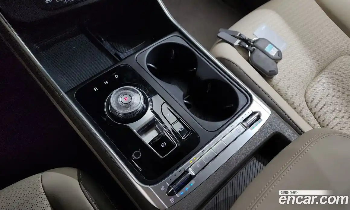 Kia Canival 2025 3.5 Автомат в Москве № 17219, фото 8