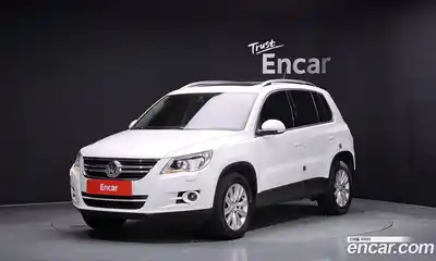 Volkswagen Tiguan, 2011