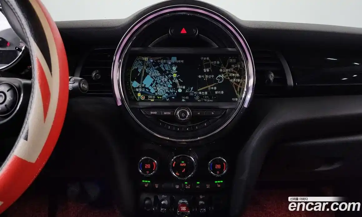 Mini Cooper 2015 1.5 Автомат в Москве № 174468, фото 18