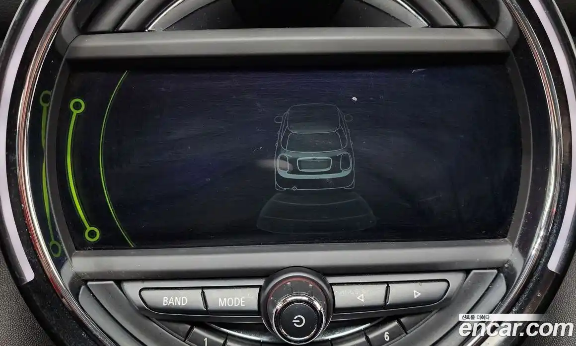 Mini Cooper 2015 1.5 Автомат в Москве № 174468, фото 4