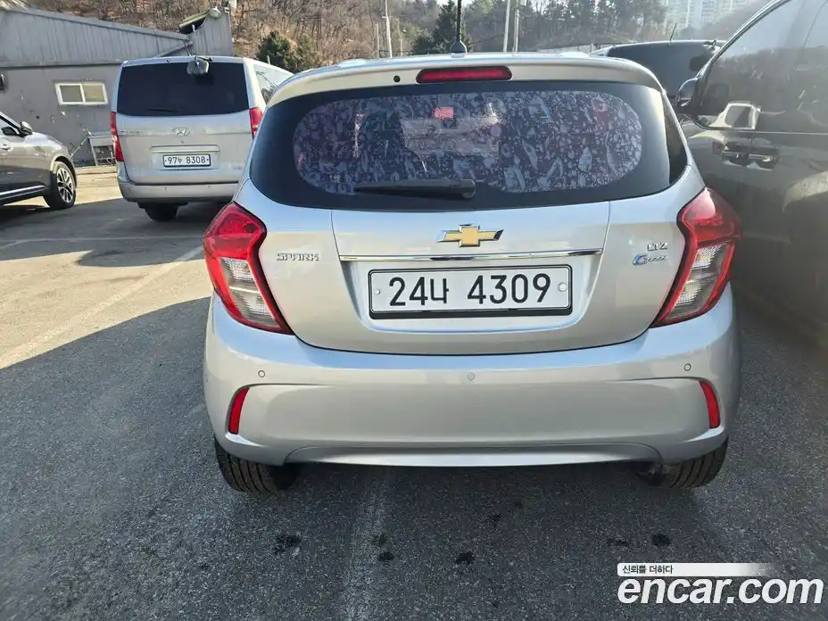 Chevrolet Spark 2017 1.0 Автомат в Москве № 175745, фото 4