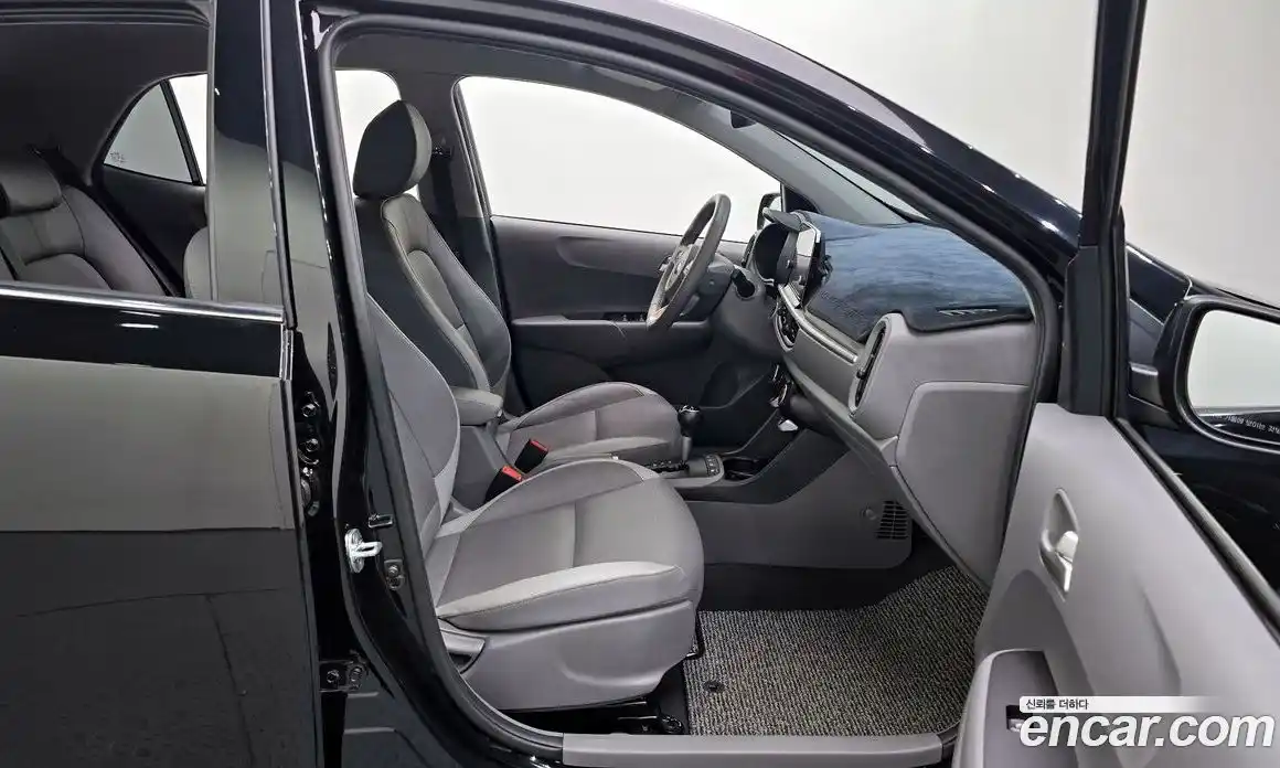 Kia Morning 2021 1.0 Автомат в Москве № 18926, фото 17