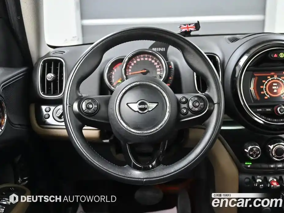 Mini Countryman 2018 2.0 Автомат в Москве № 189593, фото 13