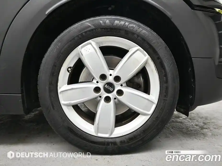 Mini Countryman 2018 2.0 Автомат в Москве № 189593, фото 5