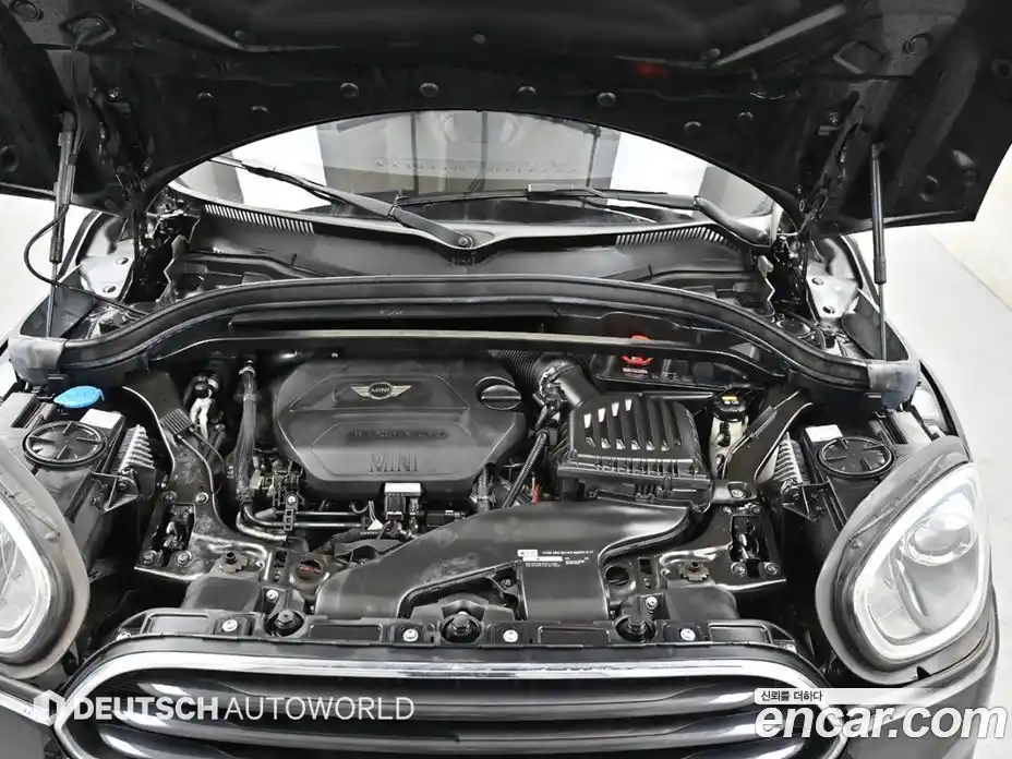 Mini Countryman 2018 2.0 Автомат в Москве № 189593, фото 6