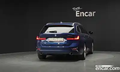 BMW 3-Series 2022 2.0 Автомат в Москве № 193141, миниатюра 3