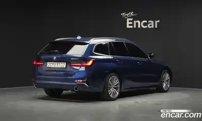 BMW 3-Series 2022 2.0 Автомат в Москве № 193141, миниатюра 9