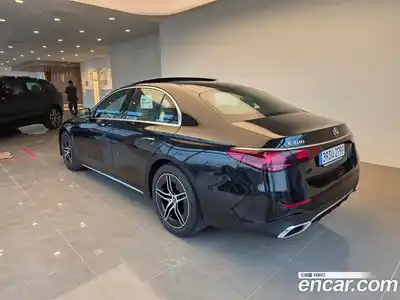 Mercedes-Benz E-Class 2026 2.0 Автомат в Москве № 193569, миниатюра 2