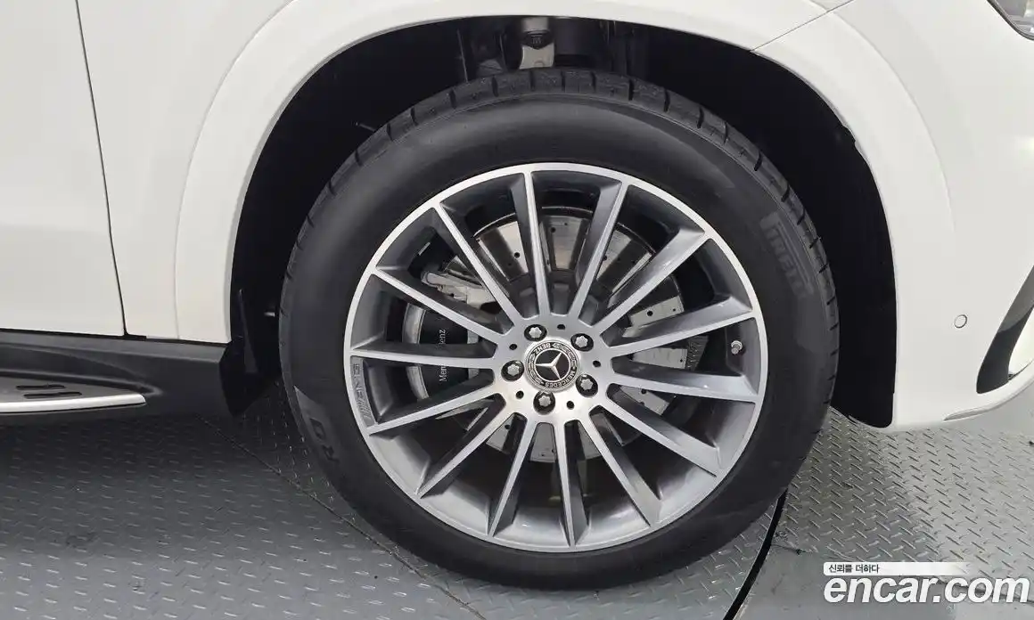 Mercedes-Benz GLE-Class 2025 3.0 Автомат в Москве № 193842, фото 5