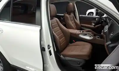 Mercedes-Benz GLE-Class 2025 3.0 Автомат в Москве № 193842, миниатюра 10