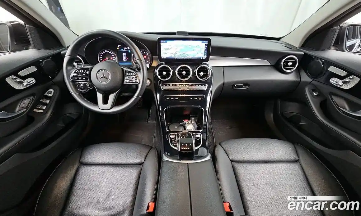 Mercedes-Benz C-Class 2020 2.0 Автомат в Москве № 194045, фото 18