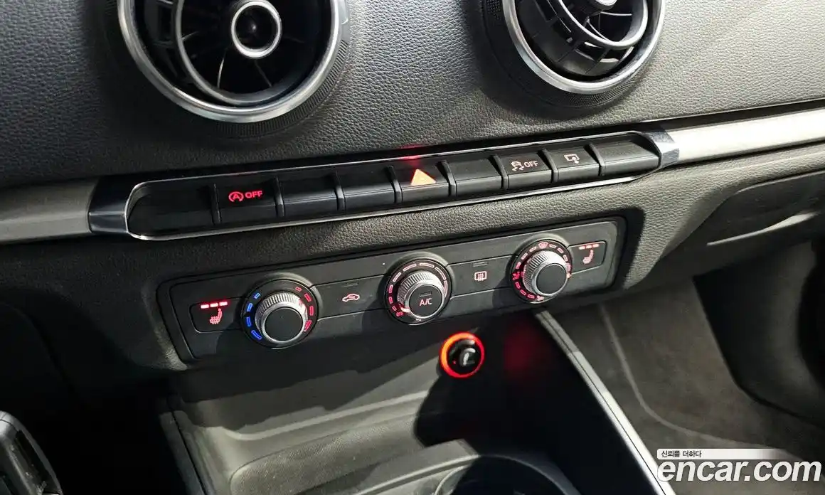 Audi A3 2015 1.6 Автомат в Москве № 194077, фото 18