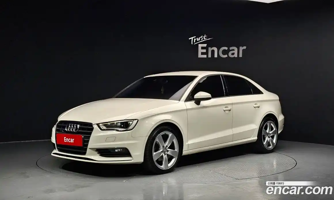 Audi A3 2015 1.6 Автомат в Москве № 194077, фото 19