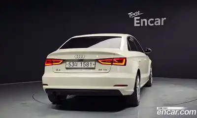 Audi A3 2015 1.6 Автомат в Москве № 194077, миниатюра 3