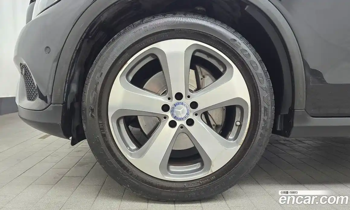 Mercedes-Benz GLC-Class 2017 2.1 Автомат в Москве № 195093, фото 16