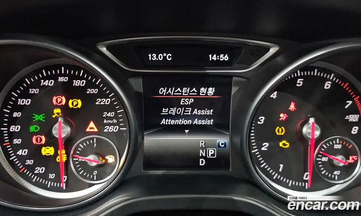 Mercedes-Benz GLA-Class 2019 2.0 Автомат в Москве № 195213, фото 12