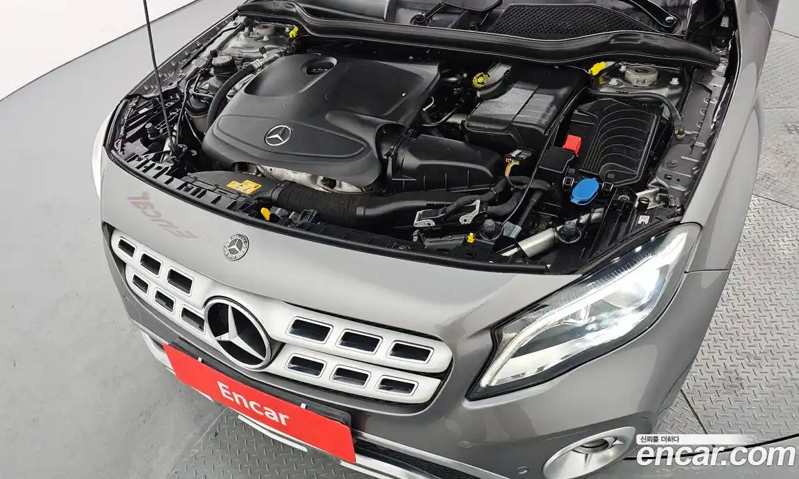 Mercedes-Benz GLA-Class 2019 2.0 Автомат в Москве № 195213, фото 18