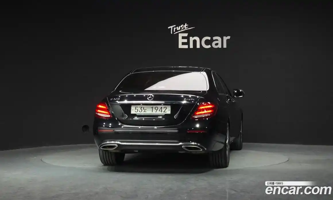 Mercedes-Benz E-Class 2019 2.0 Автомат в Москве № 195267, фото 18