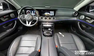Mercedes-Benz E-Class 2019 2.0 Автомат в Москве № 195267, миниатюра 3