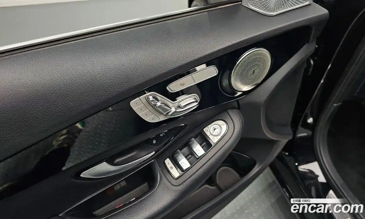 Mercedes-Benz C-Class 2017 2.0 Автомат в Москве № 195424, фото 15