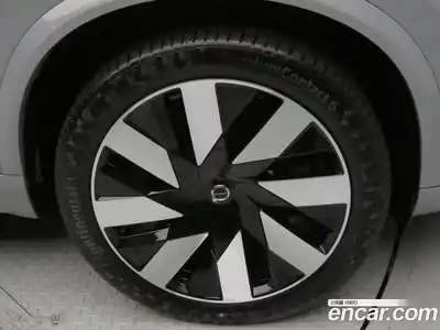 Volvo XC90 2024 2.0 Автомат в Москве № 195829, миниатюра 5