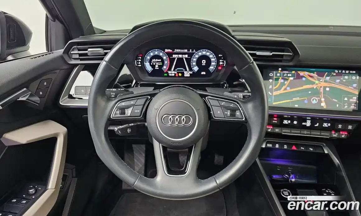 Audi A3 2023 2.0 Автомат в Москве № 196067, фото 12