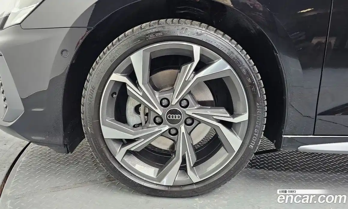 Audi A3 2023 2.0 Автомат в Москве № 196067, фото 8