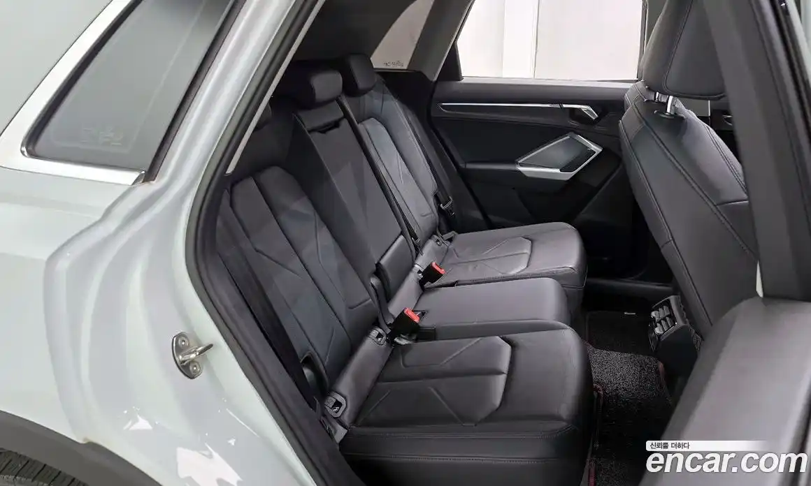 Audi Q3 2020 2.0 Автомат в Москве № 196343, фото 10