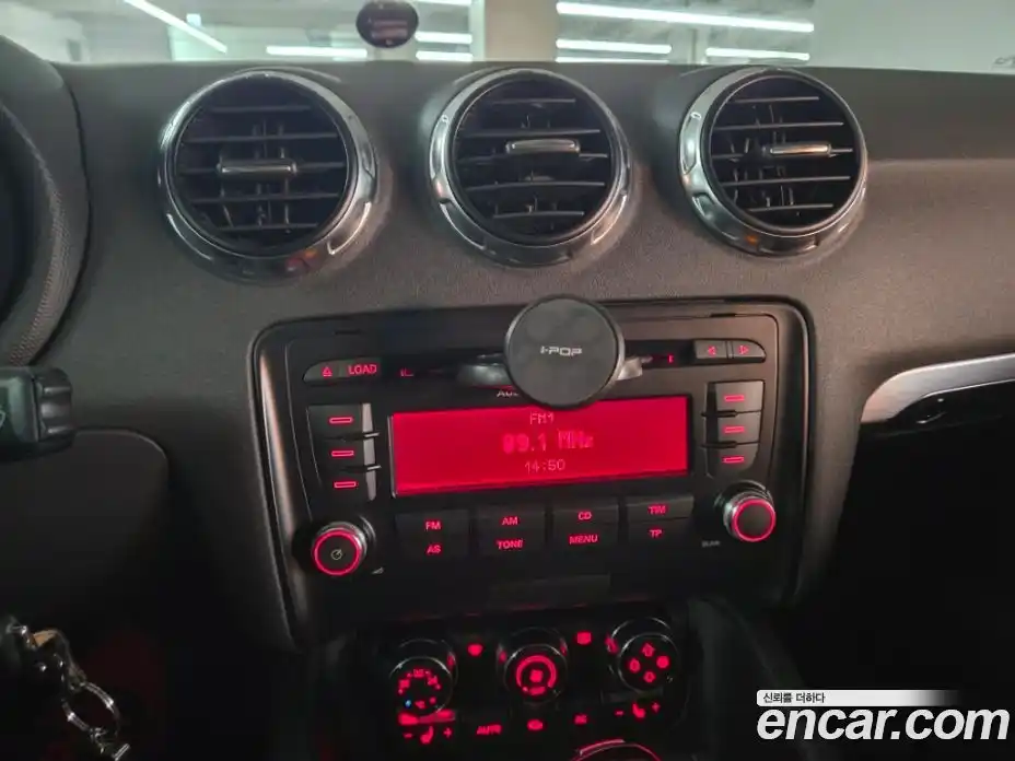 Audi TT 2010 2.0 Автомат в Москве № 196797, фото 13