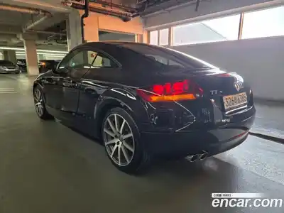 Audi TT 2010 2.0 Автомат в Москве № 196797, миниатюра 5