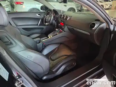 Audi TT 2010 2.0 Автомат в Москве № 196797, миниатюра 10