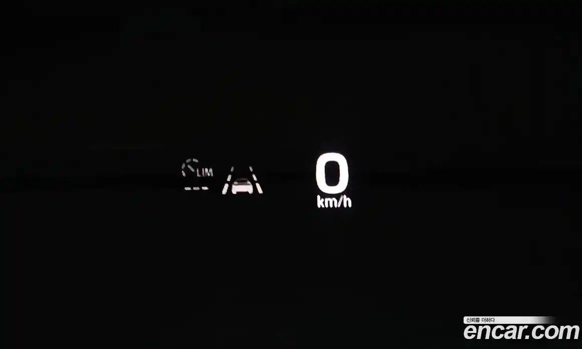 Porsche Taycan 2023 0.1 Автомат в Москве № 197257, фото 13