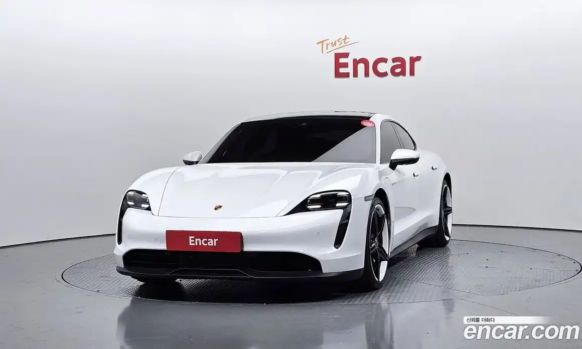 Porsche Taycan 2023 0.1 Автомат в Москве № 197257, фото 9