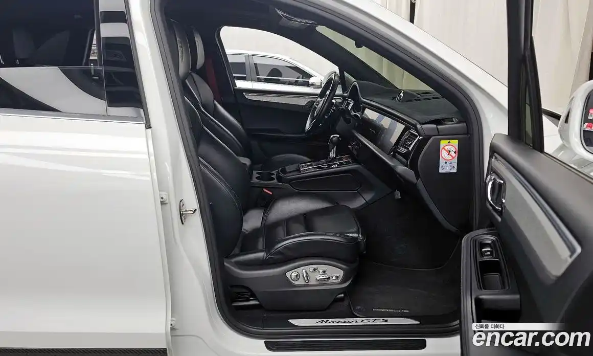 Porsche Macan 2018 3.0 Автомат в Москве № 197691, фото 11