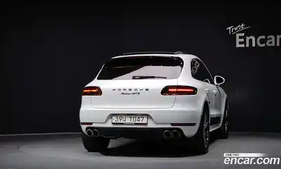 Porsche Macan 2018 3.0 Автомат в Москве № 197691, миниатюра 4