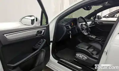 Porsche Macan 2018 3.0 Автомат в Москве № 197691, миниатюра 10