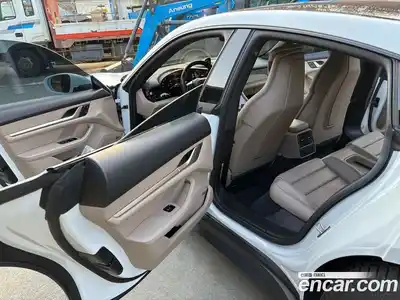 Porsche Taycan 2022 1.0 Автомат в Москве № 197928, миниатюра 12