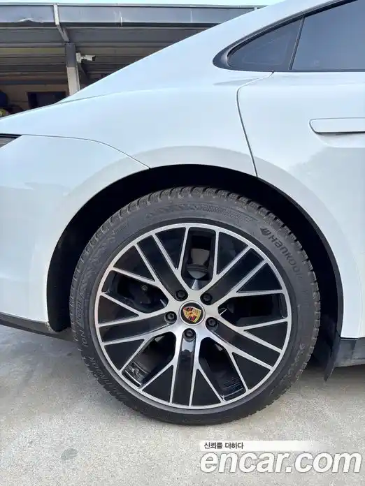 Porsche Taycan 2022 1.0 Автомат в Москве № 197928, фото 7