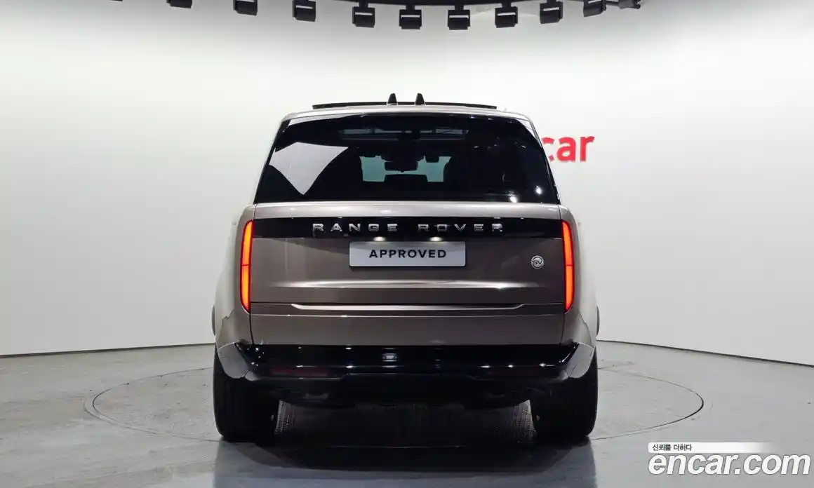 Land Rover Range-Rover 2025 4.4 Автомат в Москве № 198092, фото 15