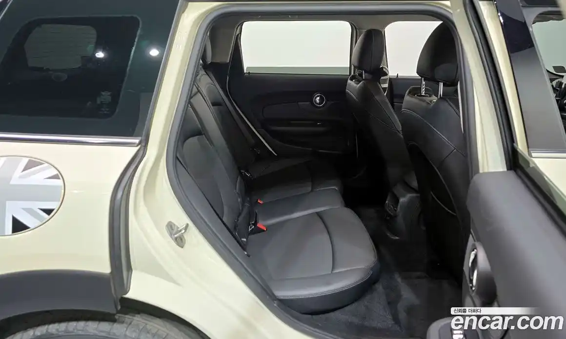 Mini Clubman 2018 1.5 Автомат в Москве № 198333, фото 12