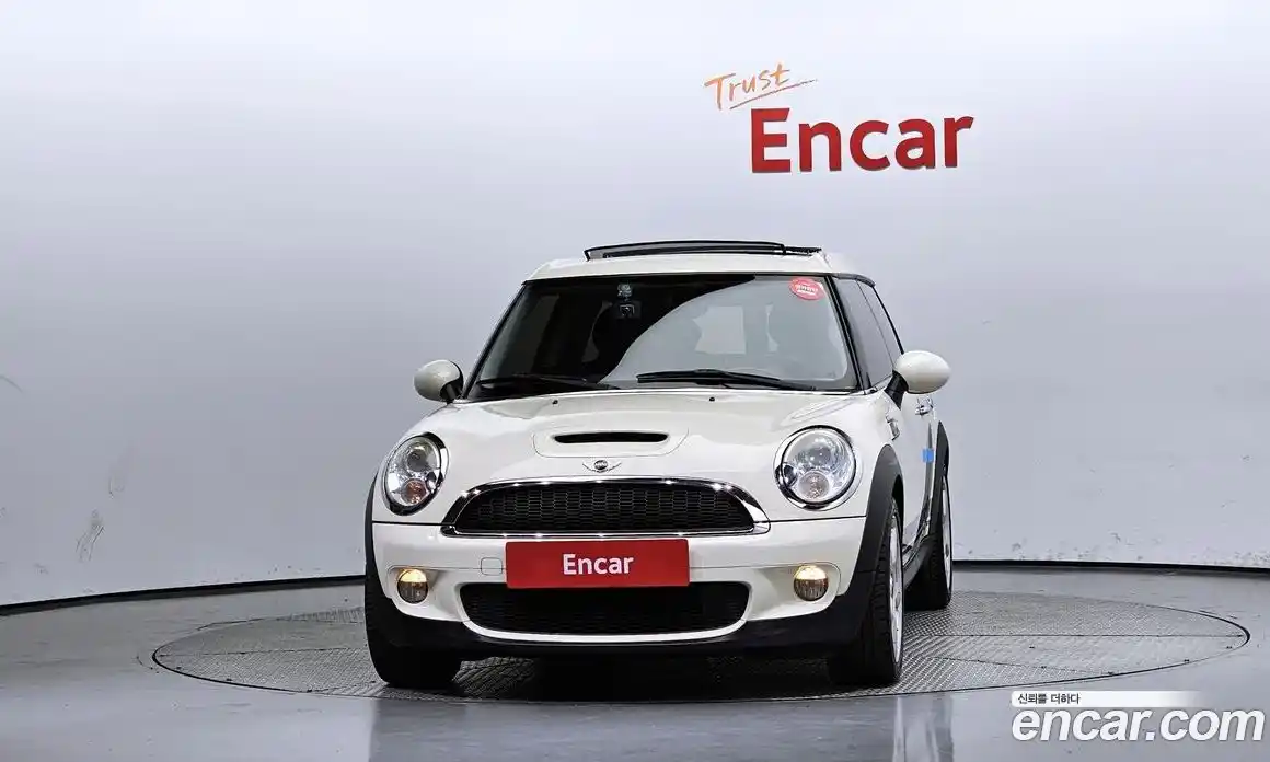 Mini Clubman 2010 1.6 Автомат в Москве № 198429, фото 6