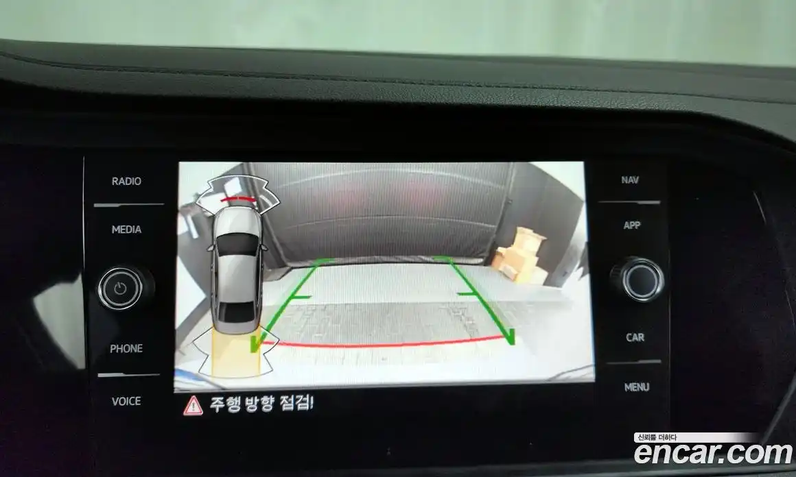 Volkswagen Jetta 2023 1.5 Автомат в Москве № 199003, фото 8